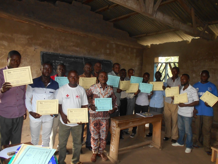 Remise des Brevets a Komanda